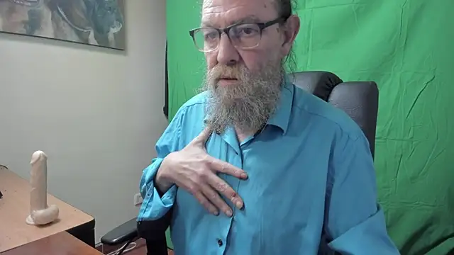 Uncle Hottie online show from 03-10-26, 05:17