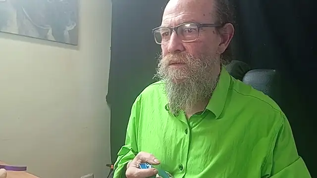 Uncle Hottie online show from 03-30-26, 05:36
