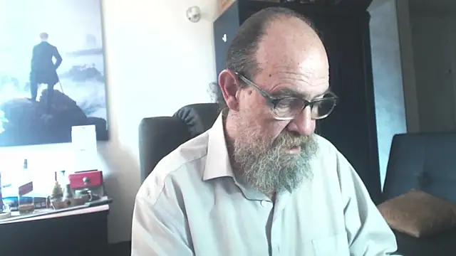 Uncle Hottie online show from 07-10-26, 03:12