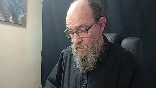 Uncle Hottie online show from 04-11-26, 05:27