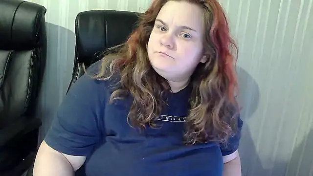 Snapshot of DollyGerson chatting on 01-07-26, 02:00 DollyGerson online show from 01-07-26, 02:00