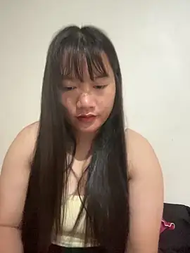 Snapshot of Suni-ii chatting on 04-26-26, 12:30 Suni-ii online show from 04-26-26, 12:30