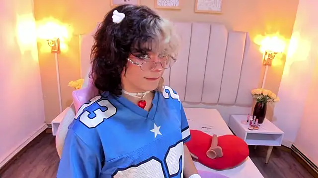 Snapshot of Hunter_todd chatting on 01-14-26, 04:49 Hunter todd online show from 01-14-26, 04:49