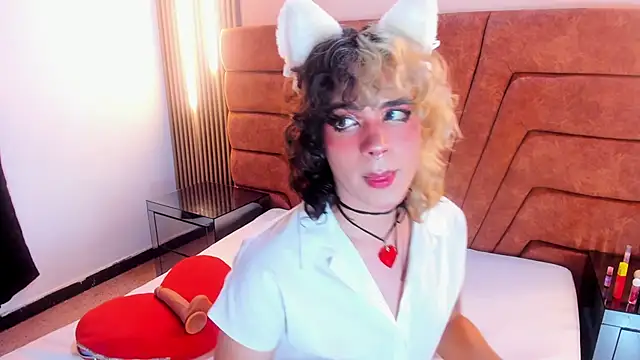 Snapshot of Hunter_todd chatting on 01-09-26, 04:30 Hunter todd online show from 01-09-26, 04:30