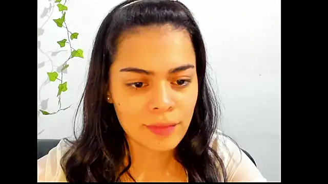 Antonella Gomez22 online show from 05-05-26, 01:30