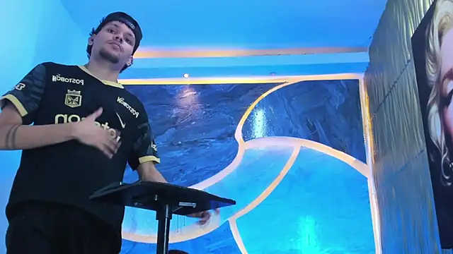 Lucas hot 20 online show from 02-17-26, 04:54