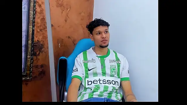 Lucas hot 20 online show from 03-06-26, 06:19