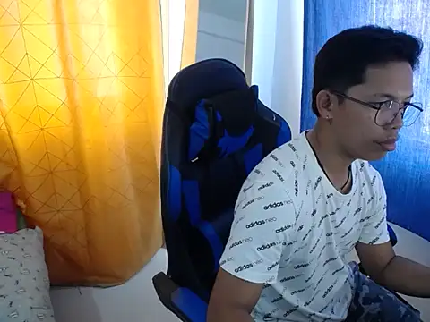 holly oreo online show from 07-25-26, 02:19