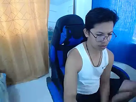 holly oreo online show from 06-25-26, 11:43
