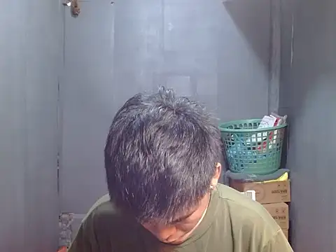 Snapshot of pinoymonstercock_xx chatting on 02-17-26, 08:22 pinoymonstercock xx online show from 02-17-26, 08:22