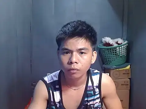 Snapshot of pinoymonstercock_xx chatting on 02-13-26, 01:38 pinoymonstercock xx online show from 02-13-26, 01:38