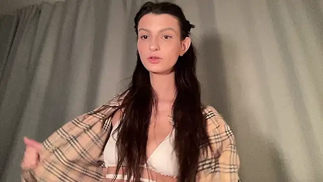 Snapshot of eva_mp3 chatting on 02-17-26, 04:48 eva mp3 online show from 02-17-26, 04:48