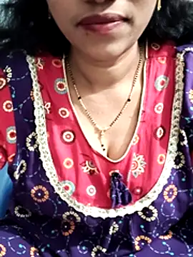 Snapshot of lusy79 chatting on 02-21-26, 02:19 lusy79 online show from 02-21-26, 02:19