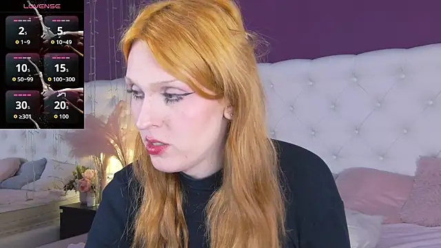 LunaBl1ss online show from 02-11-26, 09:47