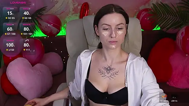 AlexaFleur online show from 02-13-26, 06:57