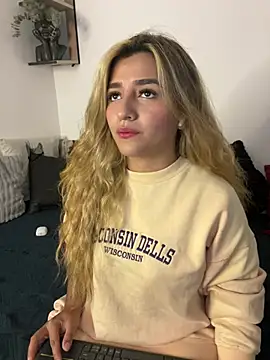 Felicity Hops online show from 01-14-26, 11:30