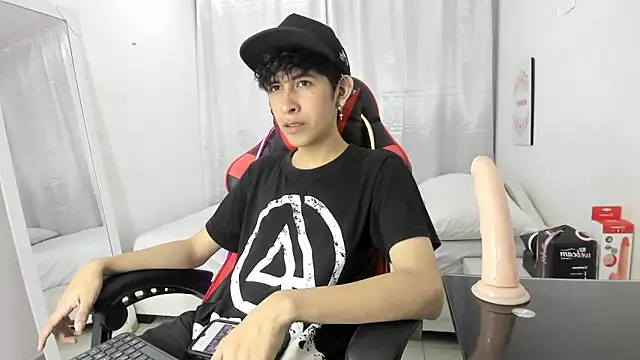 julian xx online show from 03-16-26, 08:11