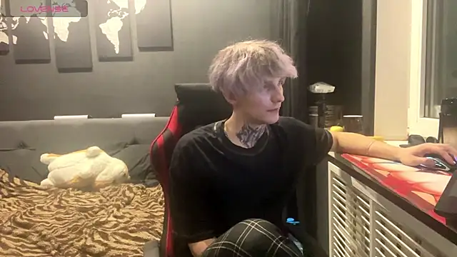 Mastur Bister online show from 01-15-26, 06:00