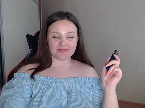 Snapshot of Sabrina_Weaver chatting on 02-11-26, 12:27 Sabrina Weaver online show from 02-11-26, 12:27