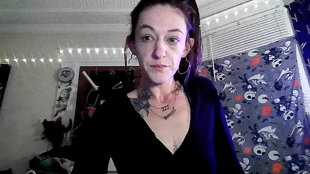 SultryEroticSlut online show from 02-18-26, 05:27