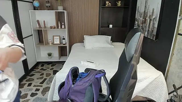 ThaliaBrookss  online show from 03-25-26, 02:33