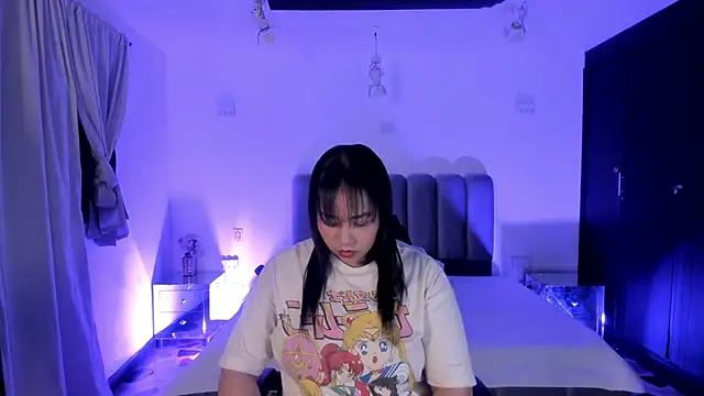 ThaliaBrookss  online show from 05-03-26, 05:23