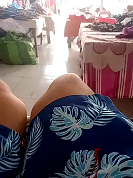 Snapshot of Alexis200520 chatting on 02-10-26, 03:22 Alexis200520 online show from 02-10-26, 03:22