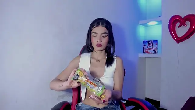 honeyluxe  online show from 05-13-26, 04:08
