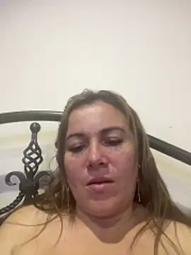 CristalBm  online show from 06-21-26, 02:50