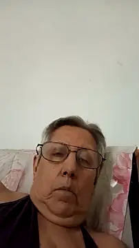 Marce1903 online show from 02-12-26, 05:18