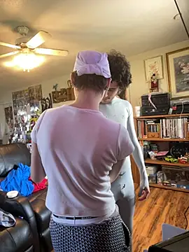 SugarNCinnamon online show from 04-04-26, 06:14