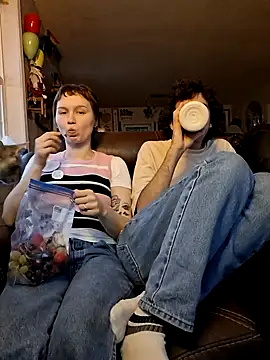 SugarNCinnamon online show from 05-24-26, 01:16