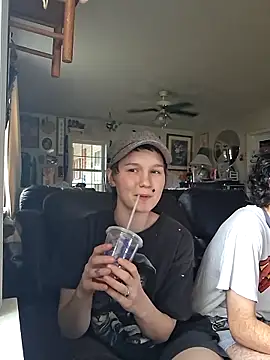 SugarNCinnamon online show from 05-26-26, 11:25