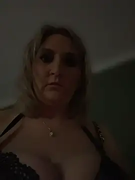 Danijela123 online show from 04-15-26, 05:39