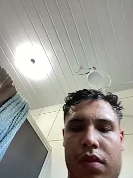 Wellington00  online show from 01-14-26, 09:07