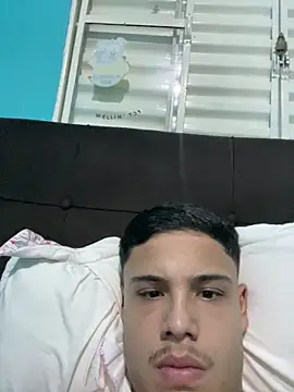 Wellington00  online show from 03-05-26, 01:02