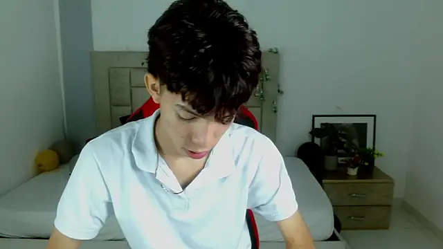 Nico  fox123 online show from 01-13-26, 05:39