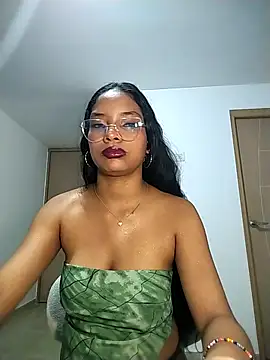 KATALINA SANTANA  online show from 05-10-26, 01:20