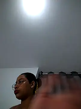 KATALINA SANTANA  online show from 04-24-26, 12:45
