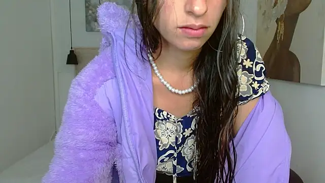 Nicolleth tk online show from 04-15-26, 03:12