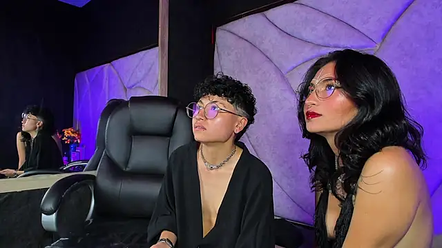 velvet mystic online show from 04-11-26, 01:35