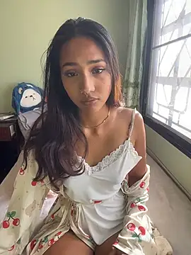 Lyla Love online show from 01-10-26, 08:20