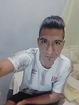 Rodrigohernan19 online show from 05-23-26, 04:22