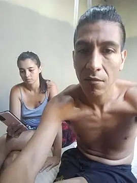 Rodrigohernan19 online show from 04-21-26, 05:19