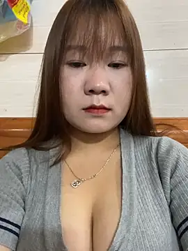 Liness101 online show from 04-10-26, 02:29