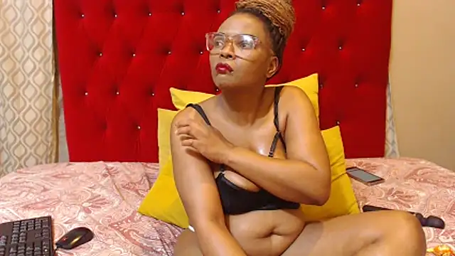 Hotsexyberry25 online show from 03-18-26, 05:47