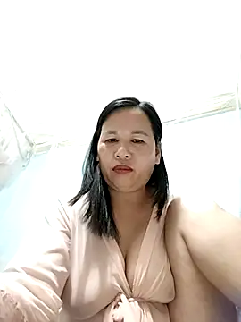 Snapshot of Clinic_139 chatting on 04-19-26, 06:21 Clinic 139 online show from 04-19-26, 06:21