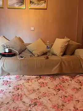 Snapshot of Elkinga_nana chatting on 02-07-26, 07:11 Elkinga nana online show from 02-07-26, 07:11