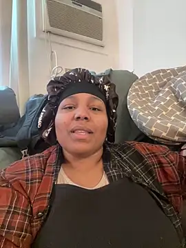 Snapshot of MistressKitan chatting on 02-23-26, 08:53 MistressKitan online show from 02-23-26, 08:53