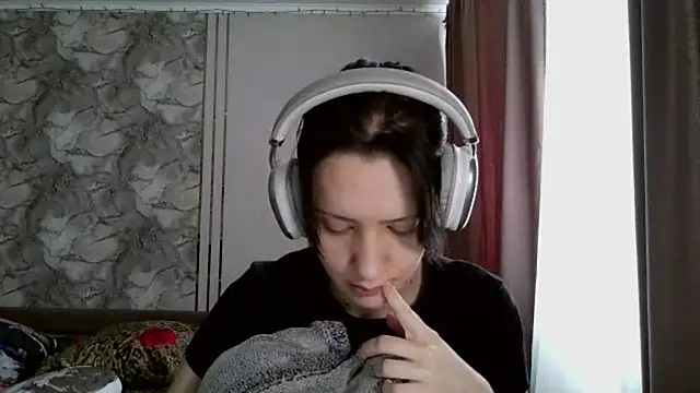 LxayBloom online show from 02-21-26, 09:11